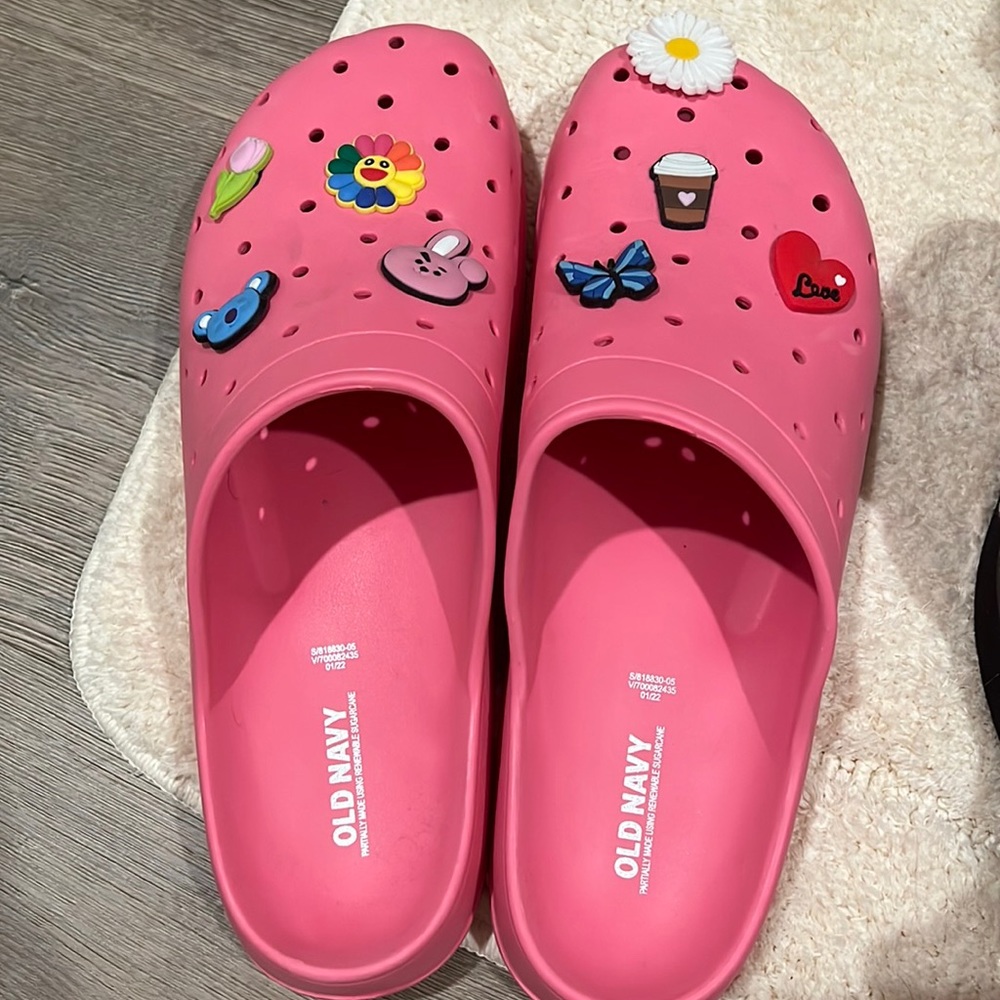 Like New Custom Old Navy Croc Style Shoes with custom BTS shoe accessories